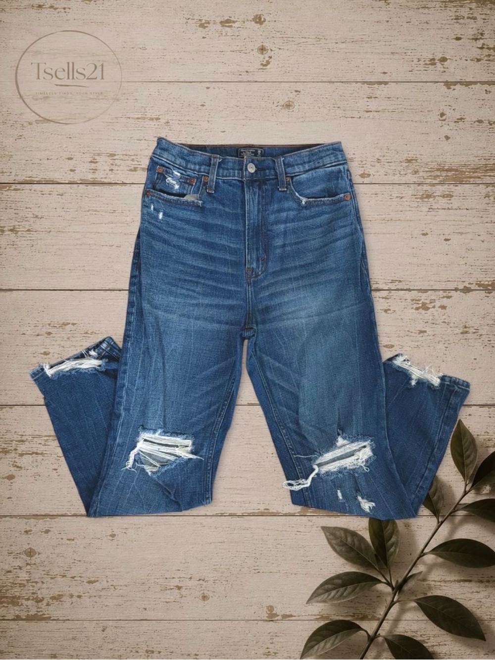 Abercrombie & Fitch Ultra High Rise Straight Distressed Jeans - Size 28/6R